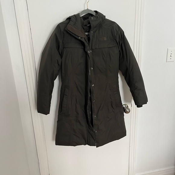 North Face Winter Coat - Picture 1 of 5